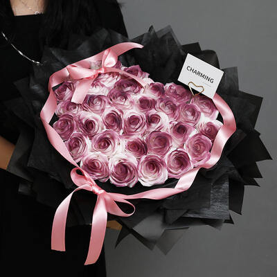 Bom preço. Flores artificiais feitas à mão Presentes do Dia dos Namorados Preços por atacado perfumados de alta qualidade Sapão personalizável Bouquet de flores on-line