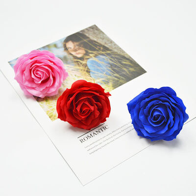 Bom preço. Flor de sabão de 6 camadas Rosa cabeça de sabão decorativo artificial Flor de sabão para presente de férias Boquete de casamento Decoração artesanal DIY on-line