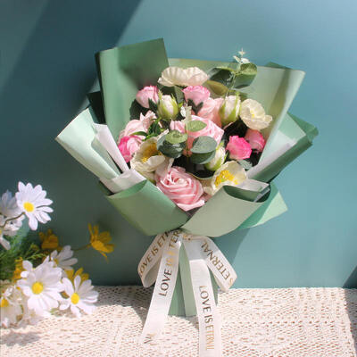 Bom preço. Venda quente tamanho médio artesanal rosa sabão buquê de flores terminado buquê de presente para o dia dos namorados aniversário do professor qixi festival presente on-line