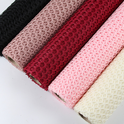 Bom preço. Florista Wrapping Paper Mesh Rolls Waterproof 60cm*5Y 70-80gsm dos furos do círculo on-line