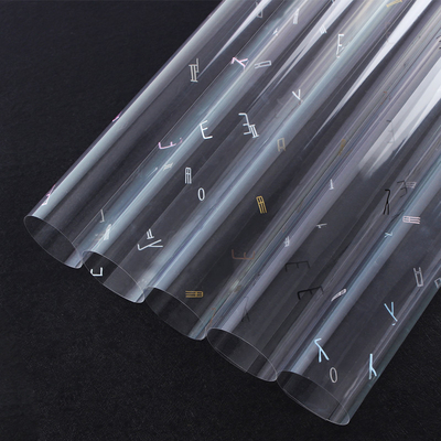 Bom preço. O papel de envolvimento transparente impermeável da flor imprimiu de papel de envolvimento de 6m on-line